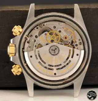 Foto 6 di 9: Rolex Rolex Daytona ref. 16523 ser.L, 200 bezel , 4 lines dial,Full set