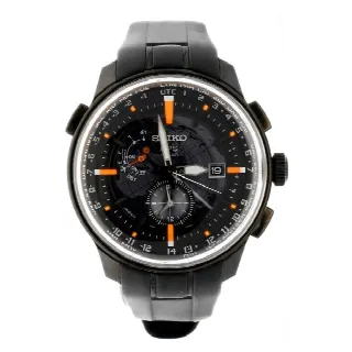 Foto 18 di 24: Breitling Galactic 44 Automatic Day Date