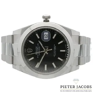 Foto 4 di 9: Rolex Datejust 41 Black dial Ref. 126300