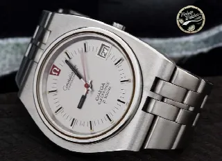 Foto 6 di 10: Omega CONSTELLATION CHRONOMETER D SHAPE ELECTRONIC F300HZ