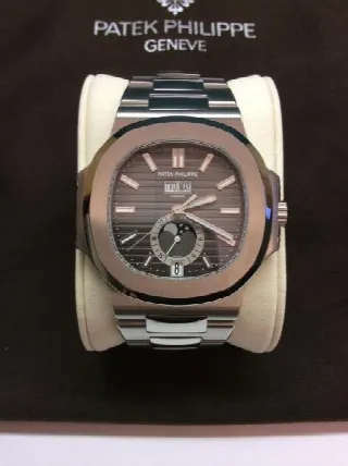 Foto 1 di 1: Patek Philippe Nautilus 5726/1A-001