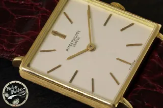 Foto 2 di 13: Patek Philippe REF. 3430 YELLOW GOLD 18K