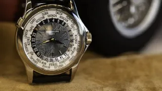 Foto 6 di 11: Patek Philippe Other - Ore del Mondo Platino