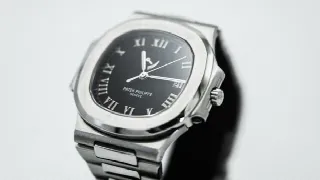 Foto 4 di 15: Patek Philippe Nautilus - Riserva di carica