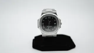 Foto 9 di 15: Patek Philippe Nautilus - Riserva di carica