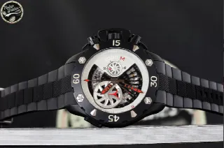 Foto 4 di 5: Zenith Defy Xtreme Open El Primero Chronograph Titan