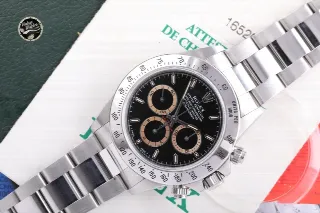 Foto 2 di 8: Rolex Daytona ref. 16520 Patrizzi NOS Full Set– Prezzo su richiesta –