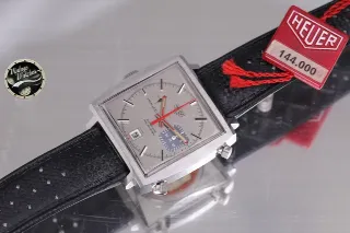 Foto 7 di 9: Heuer Monaco 1533G 1972
