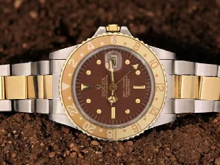 Foto 1 di 3: Rolex Gmt Master ref 1675/3 Occhio di Tigre Rail